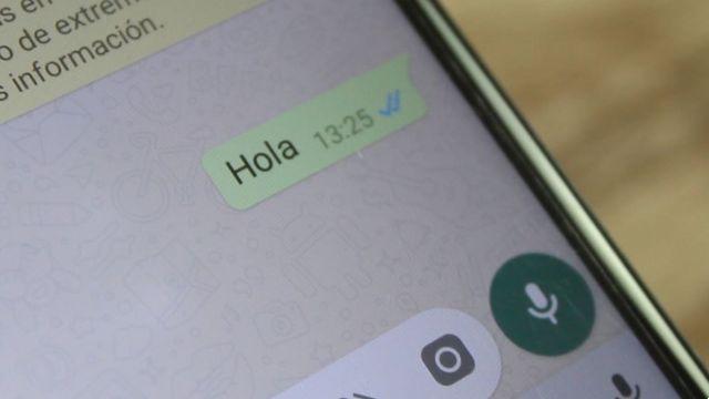 WhatsApp: How to disable the seen in your conversations?