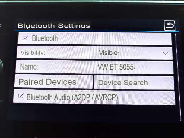 How to activate Bluetooth in the car