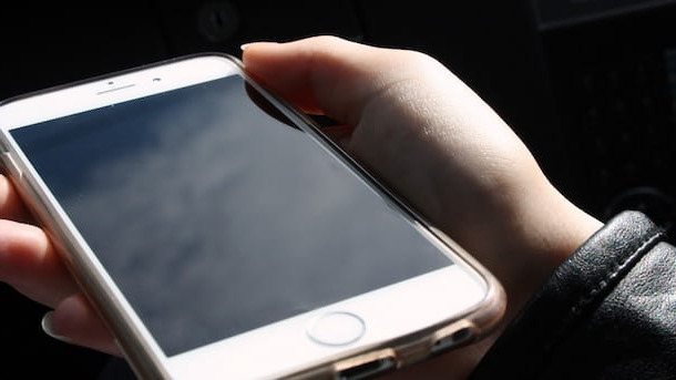 How to wake iPhone