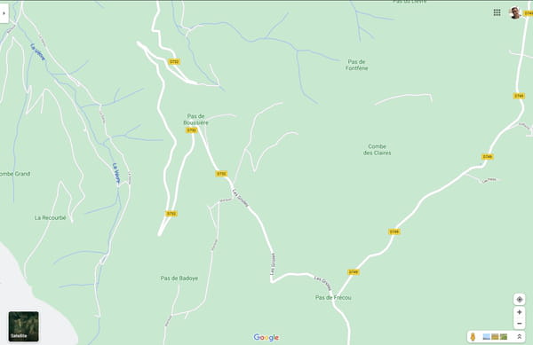 GPS coordinates: latitude and longitude in Google Maps