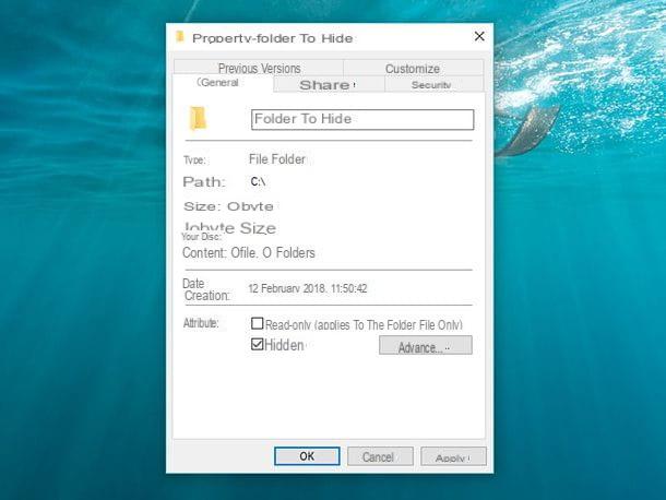 How to hide folders on Windows