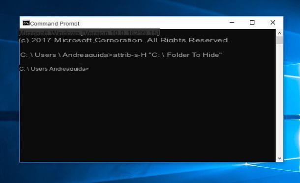 How to hide folders on Windows